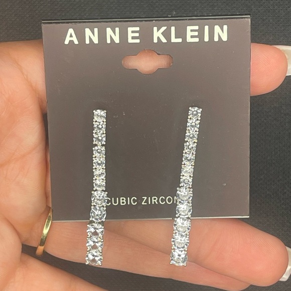 Anne Klein Dazzling Silver Earrings with Cubic Zirconia - Picture 1 of 1